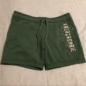 Medium Abercrombie and Fitch Bermuda short